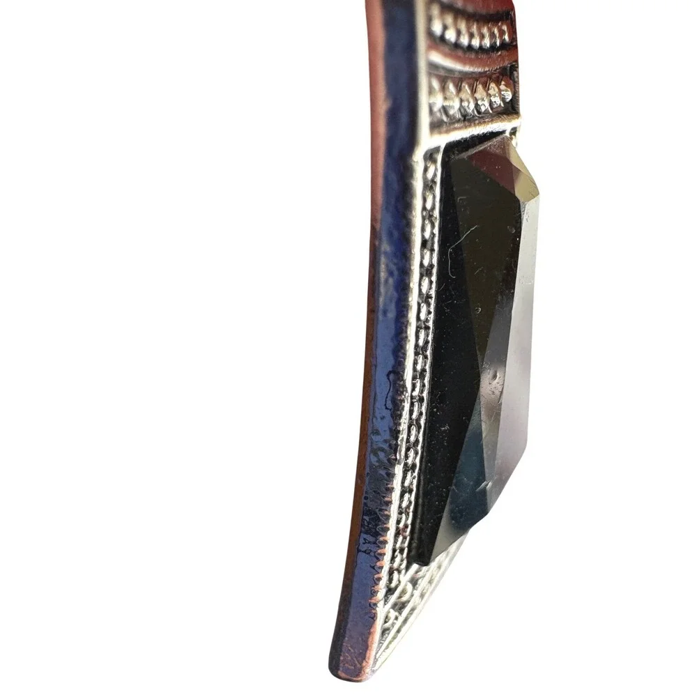 N/A elegant vintage